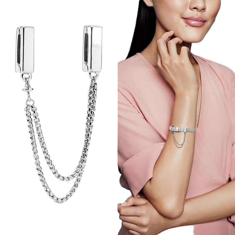 The Gleam – Double Clipped Polish Charm